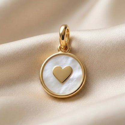MemoryCharm - A charm that reveals a message from a loved one