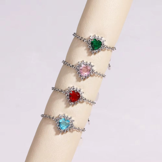 The Velora Heart Ring